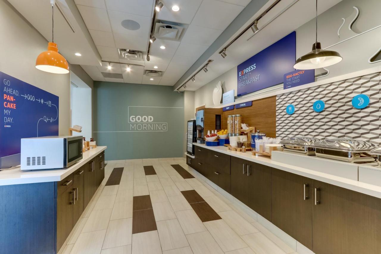 Holiday Inn Express - Wilmington - Porters Neck By Ihg Eksteriør bilde