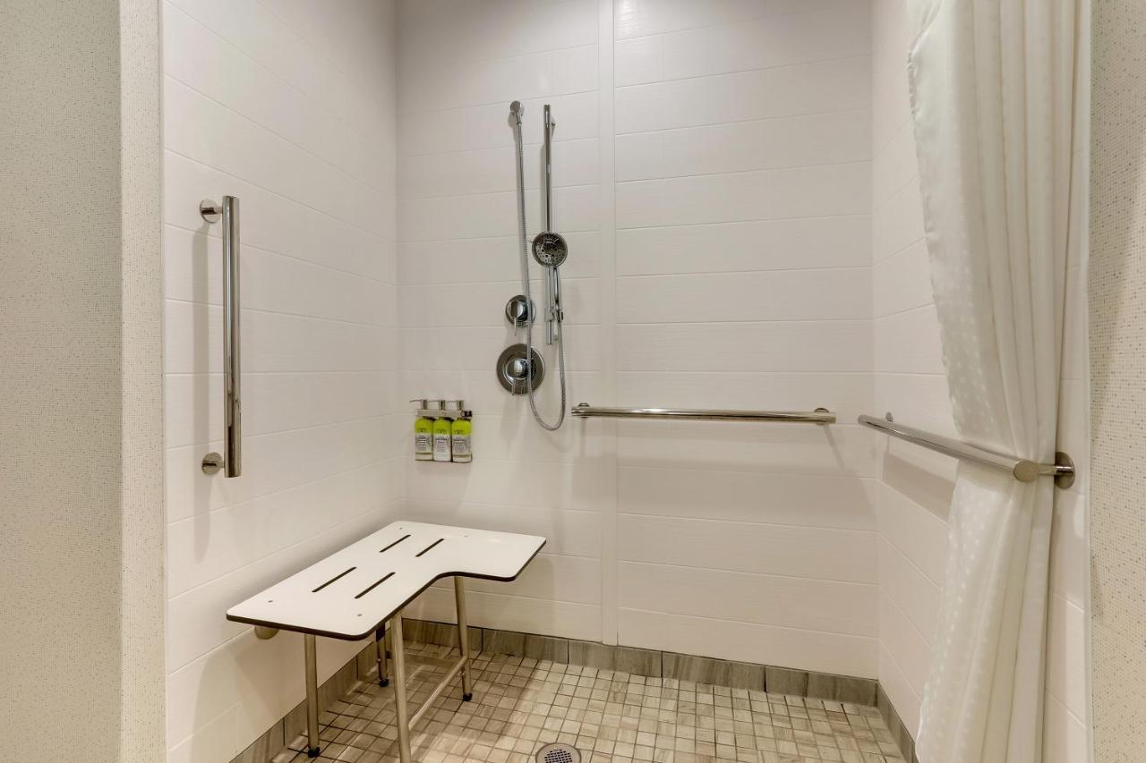 Holiday Inn Express - Wilmington - Porters Neck By Ihg Eksteriør bilde