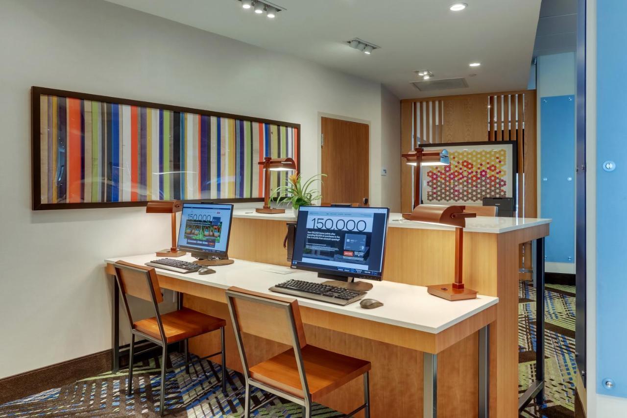 Holiday Inn Express - Wilmington - Porters Neck By Ihg Eksteriør bilde